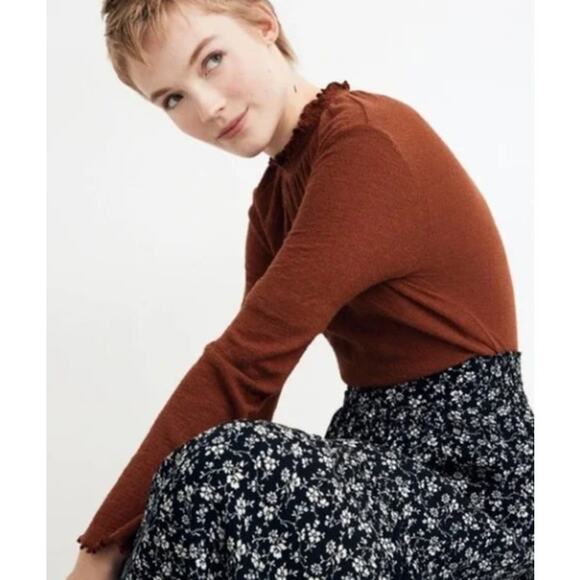 Madewell Texture & Thread Ruffled Mockneck Top Women's Size XS in Rust - Picture 2 of 10